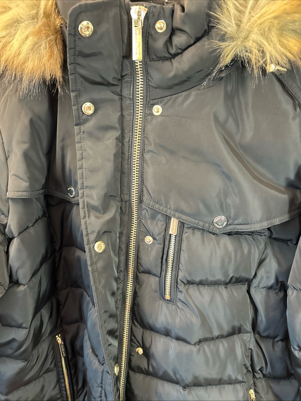 Michael Kors Black Long Puffer Coat with Faux-Fur Trim Hood - Picture 6 of 12